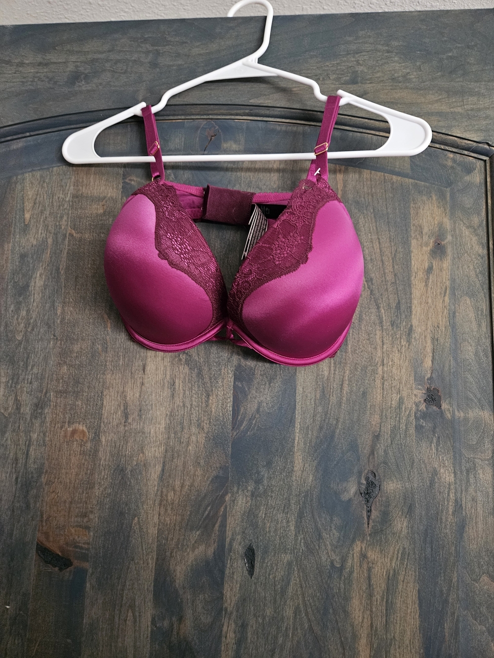 Victoria's Secret Magenta Lace-Trim Push-Up Bra
